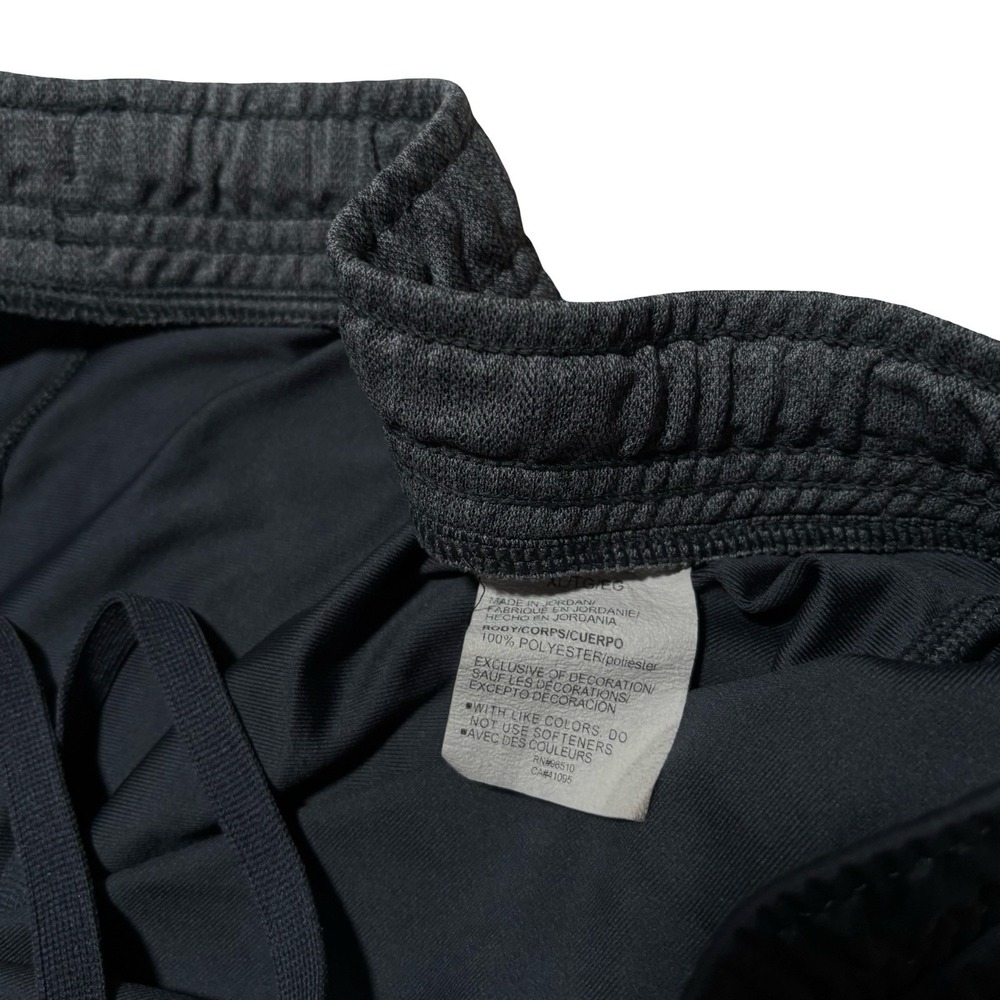 Under Armour Men's Gray Loose Fit Baggy Athletic Gym Shorts Size XL 35 x 9 - Picture 6 of 6